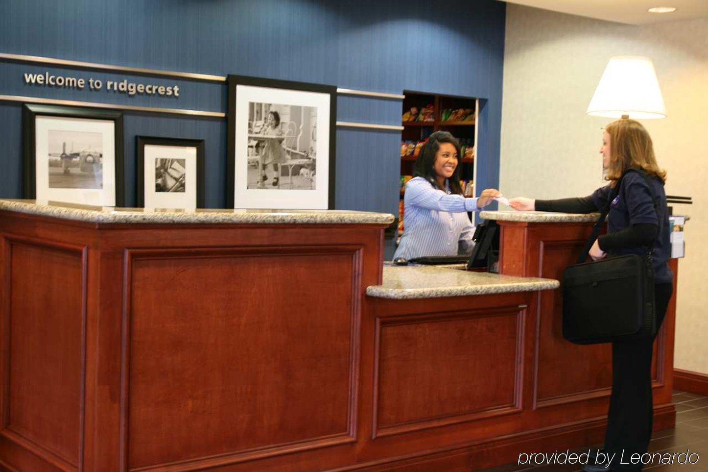 Hampton Inn & Suites Ridgecrest Interior foto